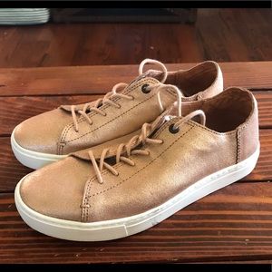 NEW TOMS Rose Gold Sneakers